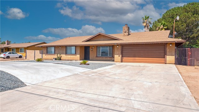 Detail Gallery Image 1 of 1 For 7352 Cottonwood Ave, Hesperia,  CA 92345 - 4 Beds | 3 Baths