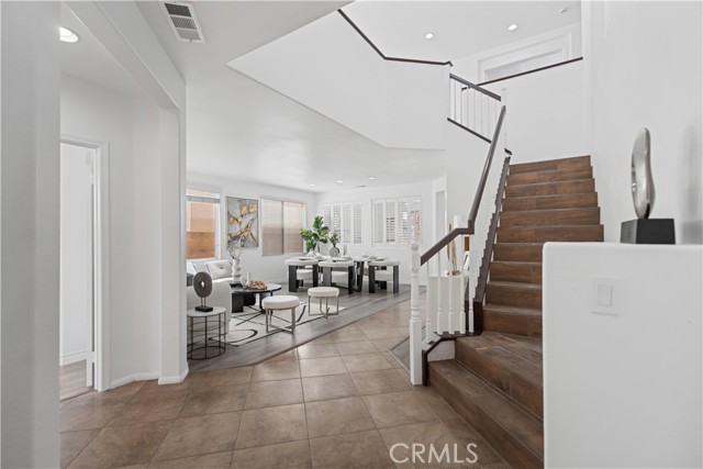 1512 E Nocta Privado, Ontario CA: https://media.crmls.org/medias/3130c8c3-014f-4470-aefe-2c9d81cf9f59.jpg