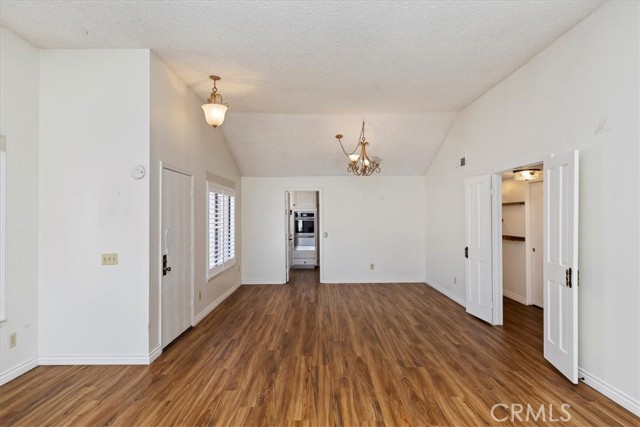 Detail Gallery Image 17 of 37 For 2974 Hyde Park Cir, Riverside,  CA 92506 - 2 Beds | 2 Baths