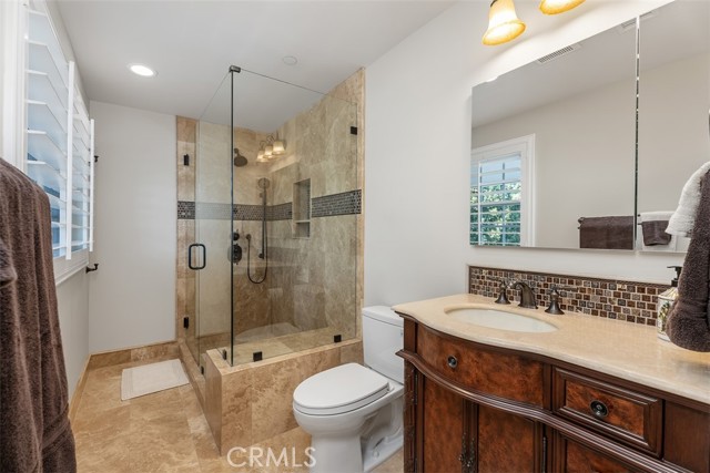 Detail Gallery Image 31 of 51 For 5571 Clover Hill Dr, Yorba Linda,  CA 92886 - 5 Beds | 6/2 Baths