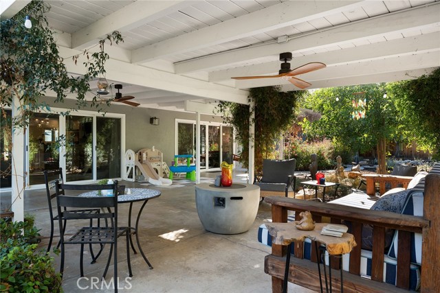 4835 Almidor Avenue, Woodland Hills CA: https://media.crmls.org/medias/31329e2f-d3fc-46fc-ac91-d5e8723b1fba.jpg