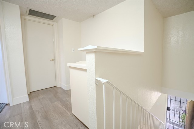 Detail Gallery Image 8 of 21 For 409 W Mountain View Ave, La Habra,  CA 90631 - 3 Beds | 2/1 Baths