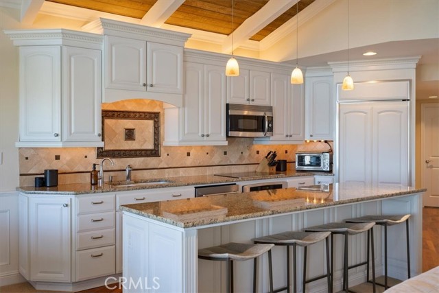 Detail Gallery Image 8 of 41 For 2251 Shell Beach Rd #19,  Pismo Beach,  CA 93449 - 2 Beds | 2 Baths
