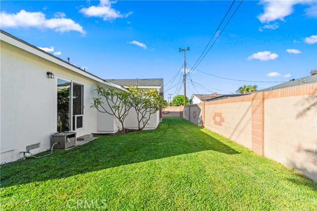 Detail Gallery Image 44 of 55 For 15472 Stanford Ln, Huntington Beach,  CA 92647 - 3 Beds | 2 Baths