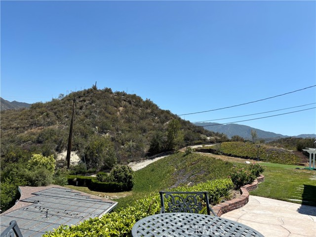 28123 Oak Spring Canyon Road, Canyon Country CA: https://media.crmls.org/medias/31343f03-03c0-405e-995a-0d283698fd72.jpg