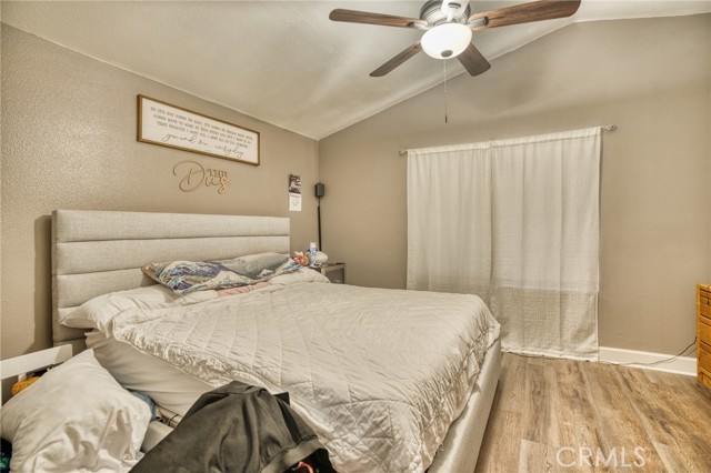 5802 Russ Place, Palmdale CA: https://media.crmls.org/medias/3134b77b-55bf-4779-85b1-d6f2118267c2.jpg