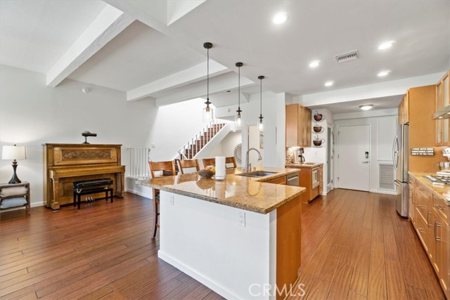 1544 Michael Lane photo 6