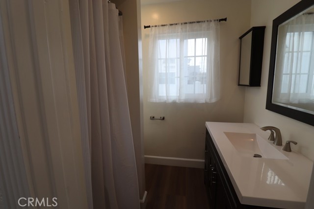 Detail Gallery Image 49 of 75 For 1917 W 74th, Los Angeles,  CA 90047 - 4 Beds | 3 Baths