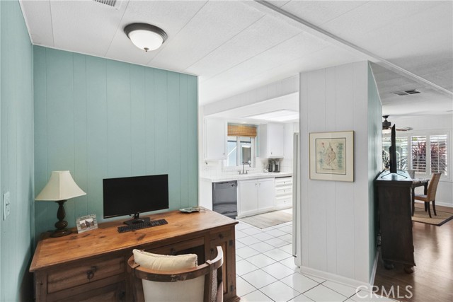 20701 Beach Boulevard, Huntington Beach CA: https://media.crmls.org/medias/313560d8-a9ee-46b0-a6e5-36f7ea0333a2.jpg