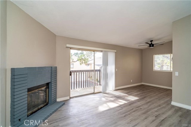 Detail Gallery Image 3 of 19 For 1251 S Meadow Ln #166,  Colton,  CA 92324 - 2 Beds | 2 Baths