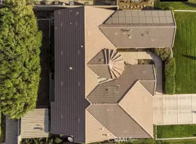 5307 Rose Arbor Lane, Bakersfield CA: https://media.crmls.org/medias/3137e25a-45b8-4a0d-a5f0-c0b260be2fd5.jpg