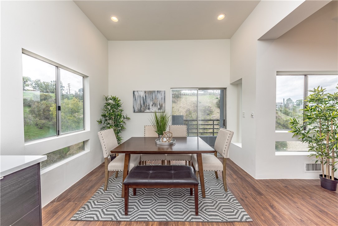 Detail Gallery Image 22 of 41 For 756 Quail Dr, Los Angeles,  CA 90065 - 3 Beds | 2 Baths