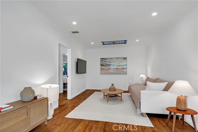 3780 Beethoven Street, Los Angeles CA: https://media.crmls.org/medias/3138c946-42aa-431c-a0c8-c379a57e1a40.jpg