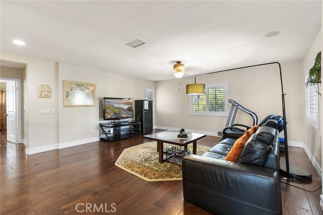 Detail Gallery Image 34 of 65 For 26732 Golden Cup Ct, Murrieta,  CA 92562 - 4 Beds | 4/1 Baths