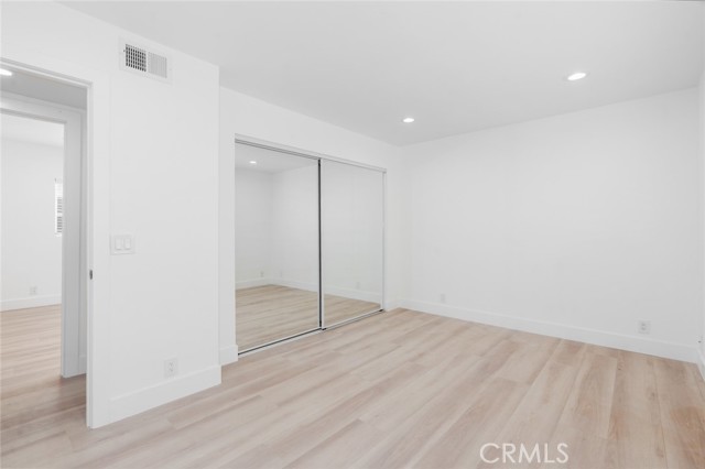 707 1/2 Orchid Avenue, Corona del Mar CA: https://media.crmls.org/medias/3139153b-e715-4aef-aa77-b816dac00760.jpg