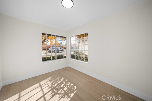 Detail Gallery Image 13 of 28 For 43909 Estrella, Lancaster,  CA 93535 - 5 Beds | 2 Baths