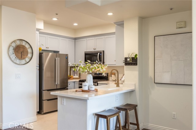 Detail Gallery Image 8 of 38 For 360 W Avenue 26 #133,  Los Angeles,  CA 90031 - 2 Beds | 2 Baths