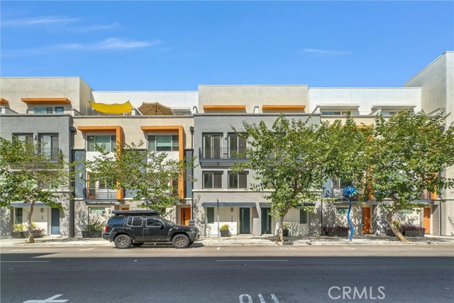 Front Image Thumbnail for CROC25229852