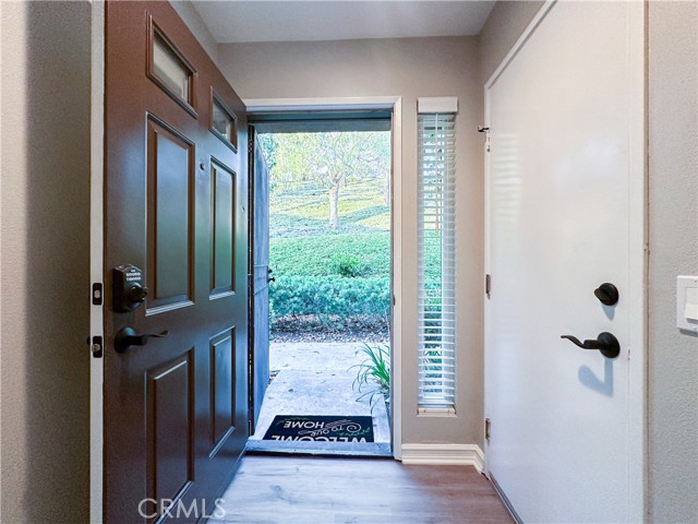 1012 S Country Glen Way, Anaheim CA: https://media.crmls.org/medias/313bc6b6-1e30-43b8-9d09-760c5b837c4d.jpg