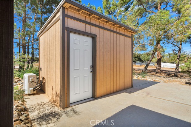 Detail Gallery Image 32 of 50 For 7144 Yosemite Ave, Oak Hills,  CA 92344 - 3 Beds | 2 Baths