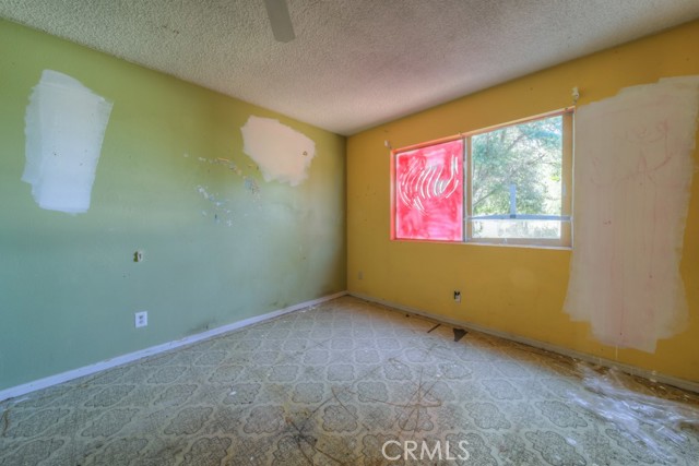 Detail Gallery Image 11 of 28 For 33051 Adelfa St, Lake Elsinore,  CA 92530 - 3 Beds | 1 Baths