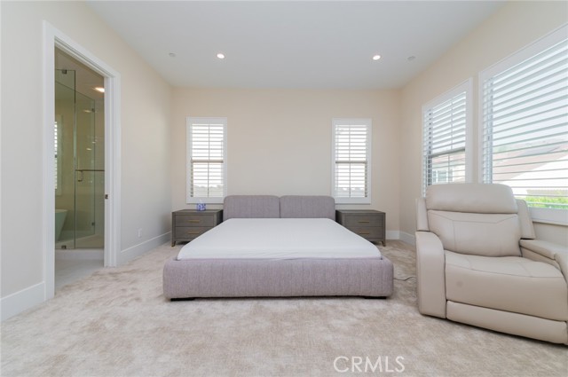 Detail Gallery Image 35 of 56 For 58 Longchamp, Irvine,  CA 92602 - 4 Beds | 4/1 Baths