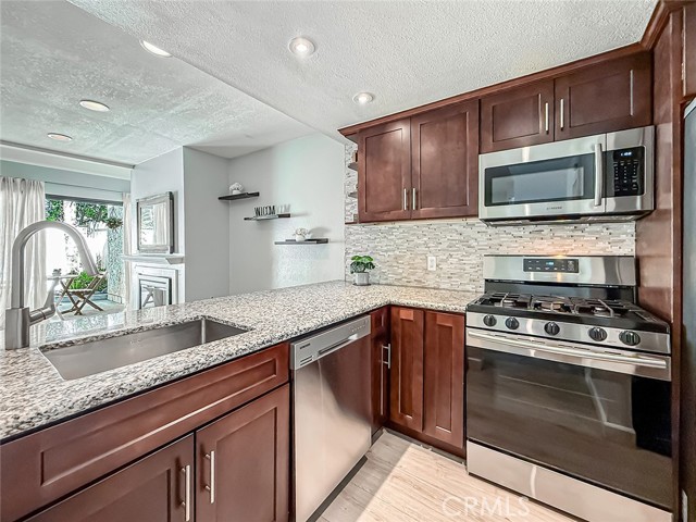 5249 Colodny, 7 photo 7