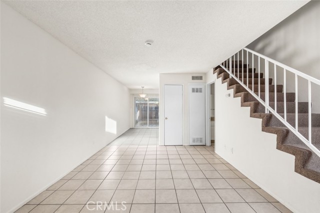 Detail Gallery Image 6 of 27 For 324 E Avenue Q7, Palmdale,  CA 93550 - 2 Beds | 2 Baths