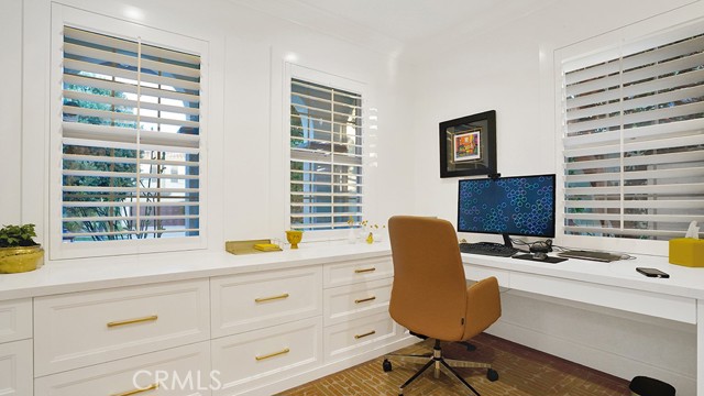 33 Via Armilla, San Clemente CA: https://media.crmls.org/medias/313e1890-9e8f-4988-9b00-e3e1127b442f.jpg