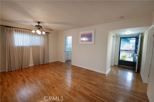 Detail Gallery Image 5 of 46 For 25207 Doria Ave, Lomita,  CA 90717 - 3 Beds | 2 Baths