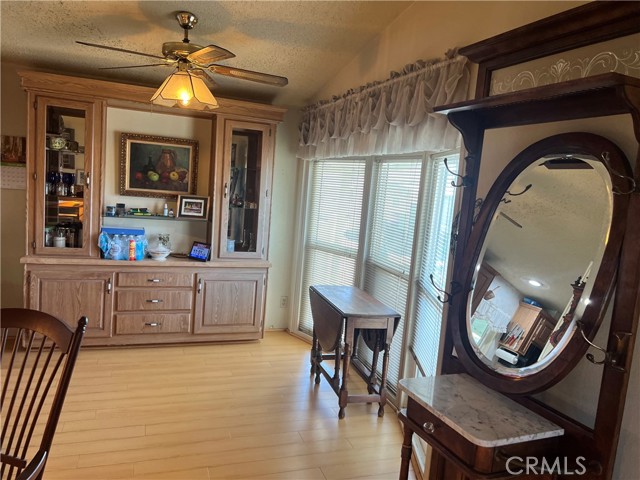 Detail Gallery Image 16 of 23 For 21001 Plummer St #34,  Chatsworth,  CA 91311 - 2 Beds | 2 Baths