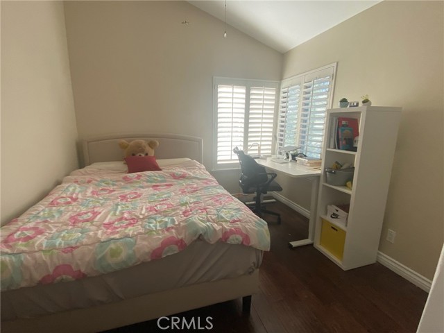 2408 N North Creek Lane, Fullerton CA: https://media.crmls.org/medias/313f0ab0-7a28-45d2-84b4-e32f68e126b9.jpg