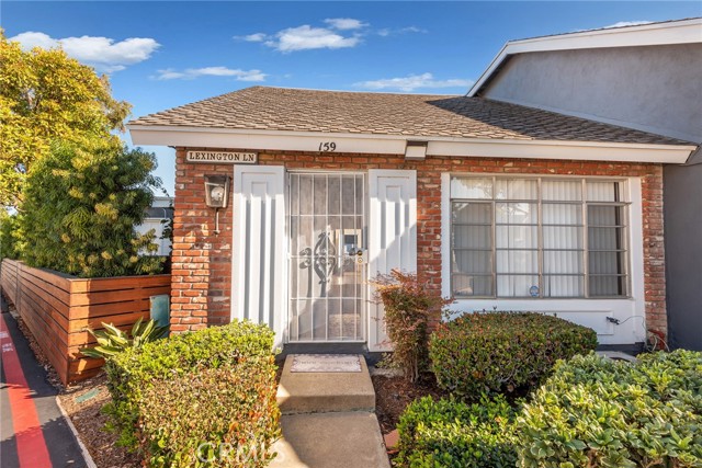 Detail Gallery Image 3 of 19 For 159 Lexington Ln, Costa Mesa,  CA 92626 - 1 Beds | 1/1 Baths