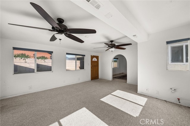 Detail Gallery Image 17 of 40 For 12698 Augusta Way, Victorville,  CA 92395 - 3 Beds | 2 Baths