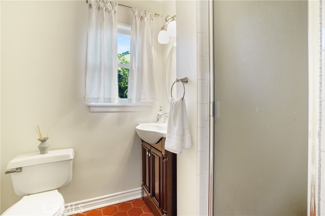 Detail Gallery Image 26 of 47 For 6953 Orion Ave, Van Nuys,  CA 91406 - 3 Beds | 2 Baths