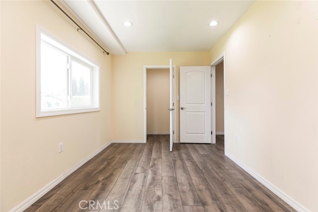 10019 Norwich Avenue, Mission Hills (San Fernando) CA: https://media.crmls.org/medias/3140c6a5-af1a-42ff-aec7-3622d5e375fd.jpg