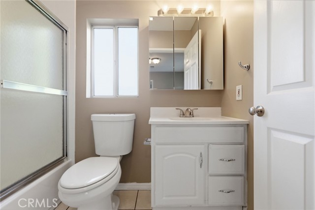 Detail Gallery Image 25 of 31 For 2010 N Corlett, Los Angeles,  CA 90059 - 3 Beds | 2 Baths