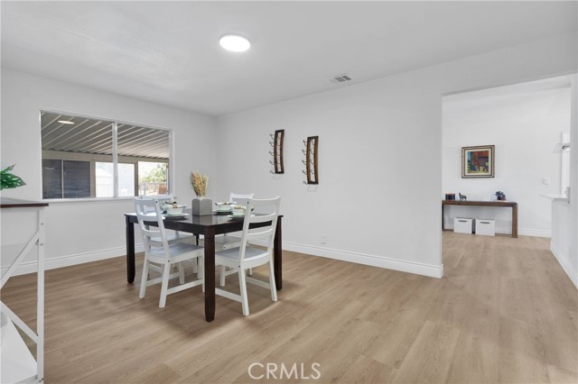 21229 Balsa Street, Apple Valley CA: https://media.crmls.org/medias/3140e4d9-3478-4f79-a894-b3d836fbd86f.jpg