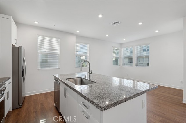 Detail Gallery Image 13 of 27 For 1503 W Cara Dr, Anaheim,  CA 92805 - 3 Beds | 2/1 Baths