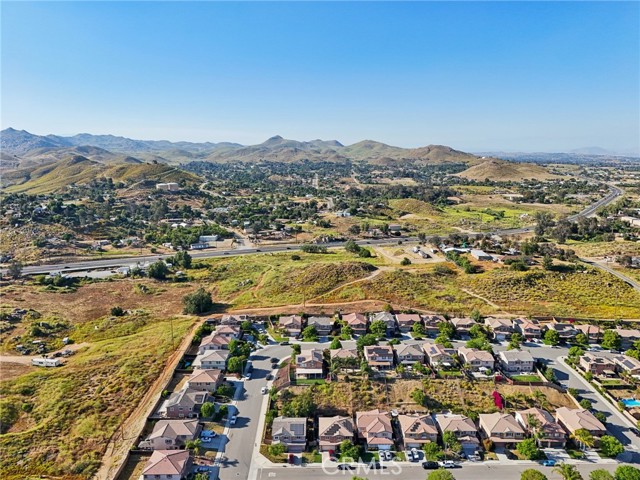 Detail Gallery Image 26 of 45 For 53196 Iceberg St, Lake Elsinore,  CA 92532 - 5 Beds | 2/1 Baths