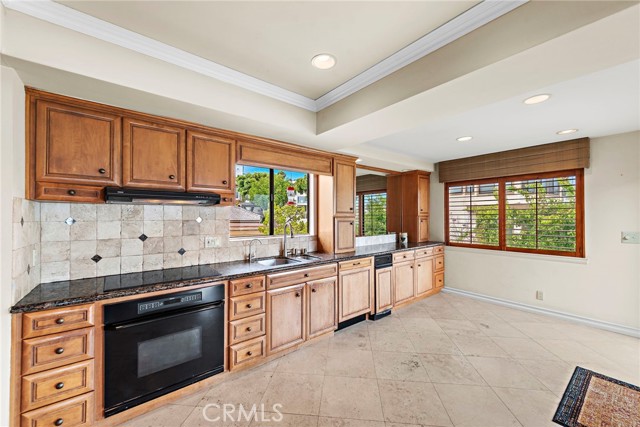 Image 19 of 38 For 408 Pasadena Court L