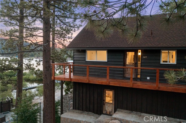 Detail Gallery Image 4 of 71 For 827 Penninsula, Big Bear Lake,  CA 92315 - 3 Beds | 2 Baths
