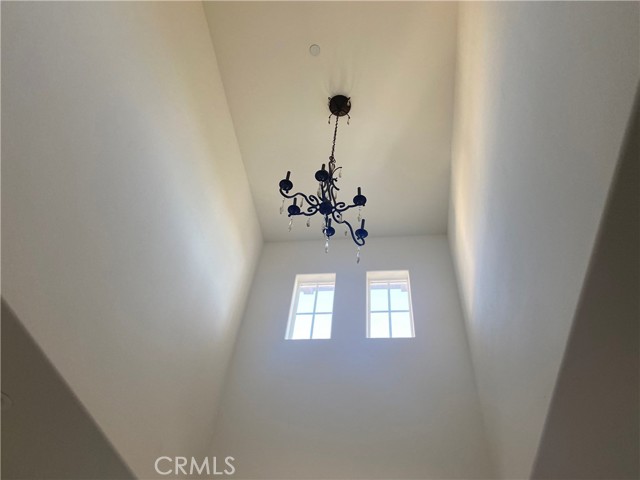 Detail Gallery Image 9 of 22 For 19373 Day St, Perris,  CA 92570 - 6 Beds | 5 Baths