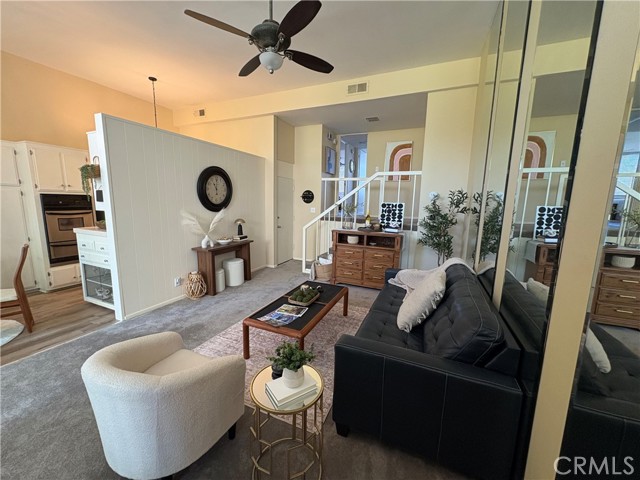 Image 3 of 26 For 4256 Kling Street