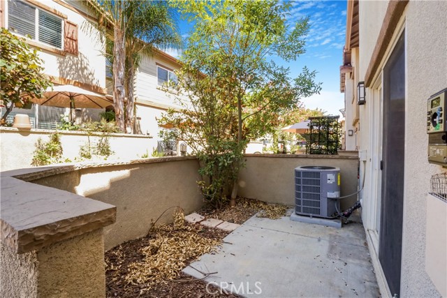 Detail Gallery Image 36 of 38 For 2645 Night Jasmine Dr #1,  Simi Valley,  CA 93065 - 4 Beds | 2/1 Baths