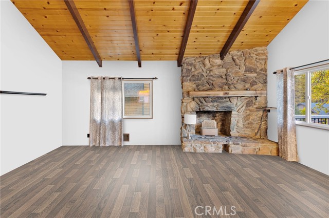 Detail Gallery Image 3 of 59 For 5771 Heath Creek, Wrightwood,  CA 92397 - 4 Beds | 2/1 Baths