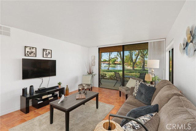 Detail Gallery Image 11 of 39 For 1 Valencia Dr, Rancho Mirage,  CA 92270 - 1 Beds | 1/1 Baths