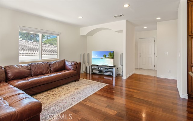 6966 Crest Road, Rancho Palos Verdes CA: https://media.crmls.org/medias/3145d9d0-cdc5-43c5-8d24-4680a366f133.jpg