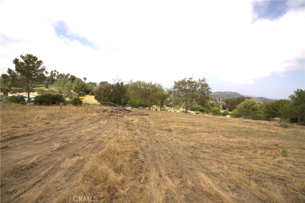 Linda Vista Drive - photo 2