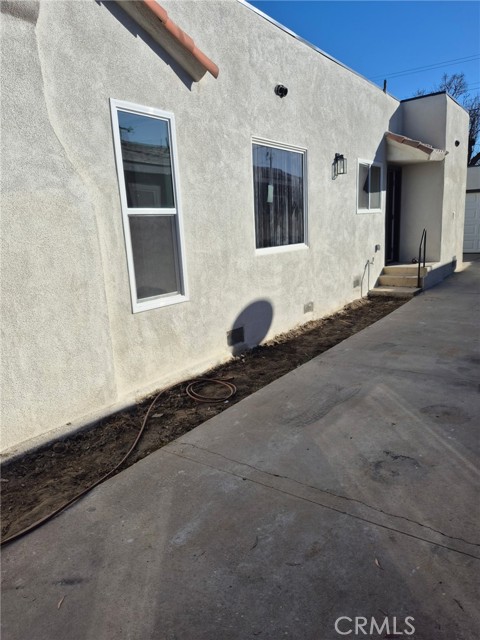 Detail Gallery Image 14 of 19 For 5934 Lemon Ave, Long Beach,  CA 90805 - 2 Beds | 2 Baths